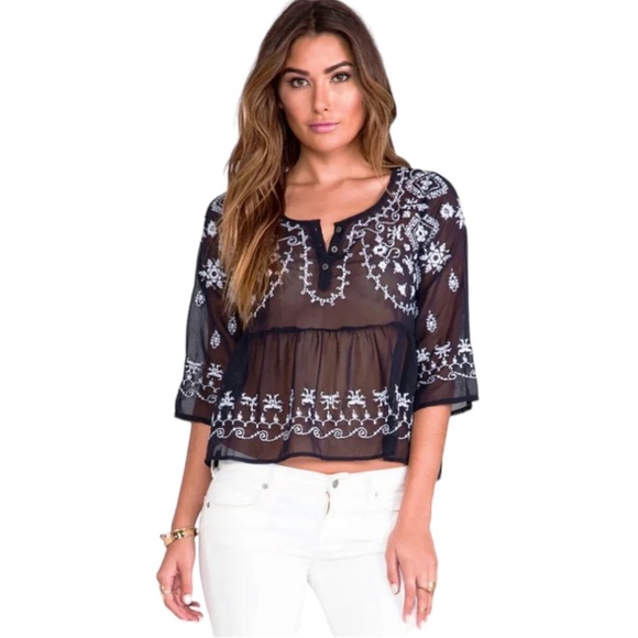 Free People Boho Blues Top Medium 6 8 Navy Bold Embroidery Blouse Shirt Breezy - Picture 4 of 14